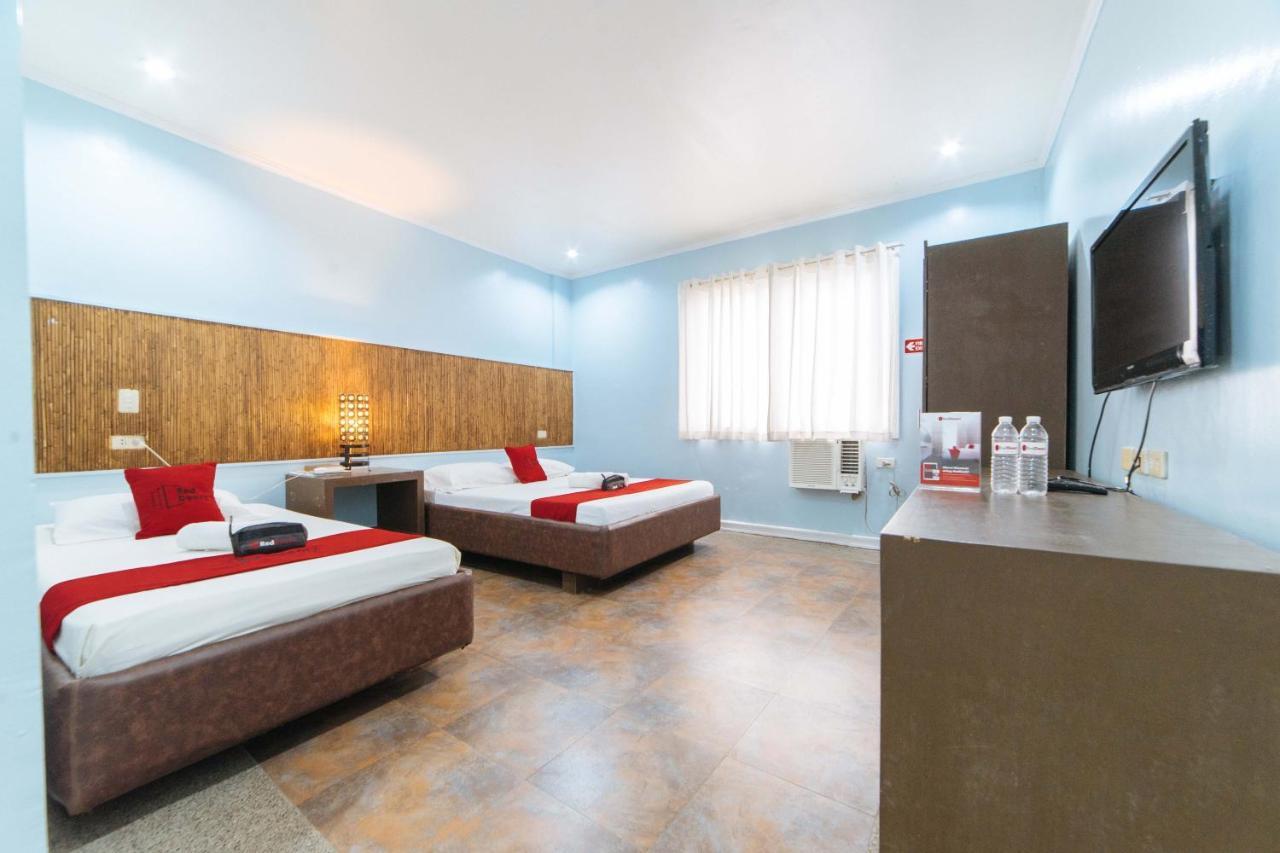 Hotel RedDoorz @ N Roldan Street Kalibo Zewnętrze zdjęcie